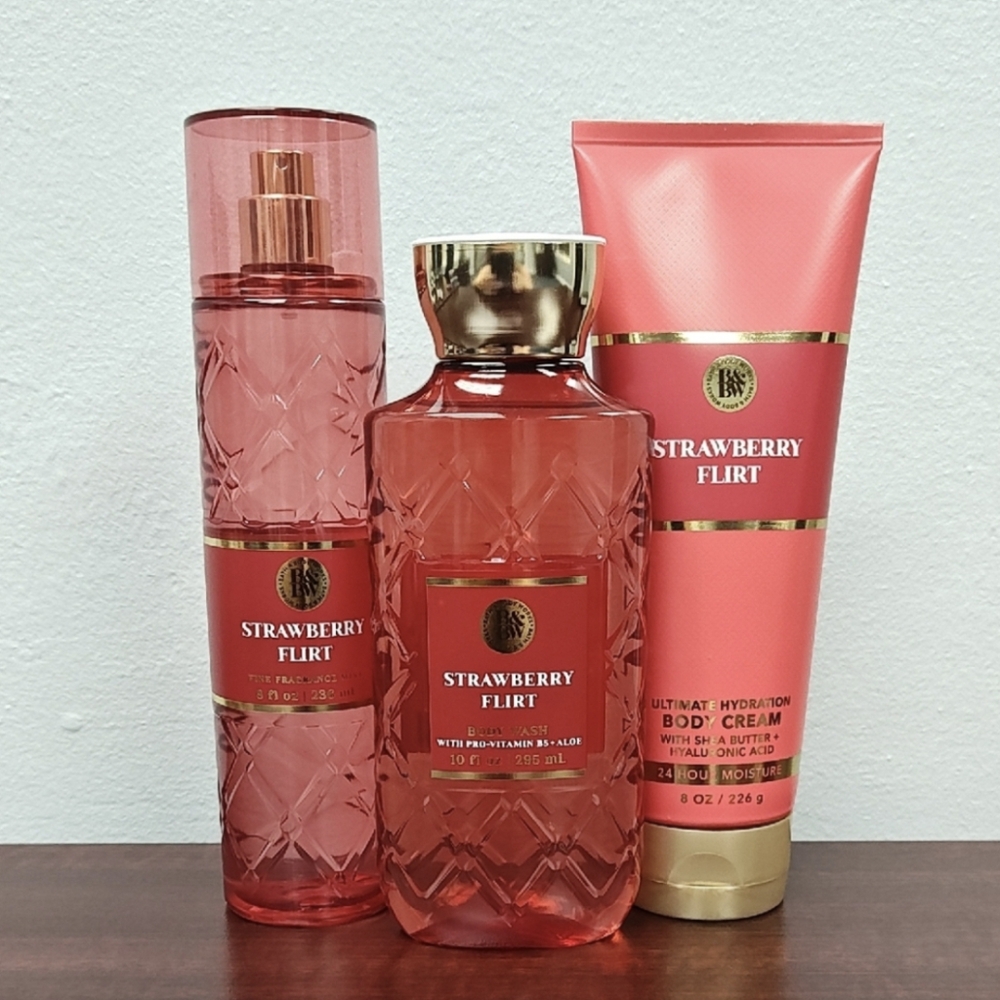 Bath & Body Works STRAWBERRY FLIRT Everyday Luxuries 3 Piece Body Care Set